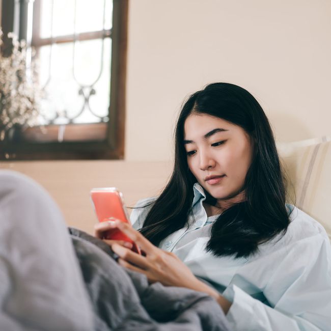 mental-health-therapy-app-GettyImages-1272088990