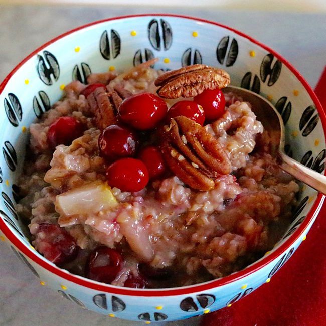 Cranberry Pear Steel-Cut Oats