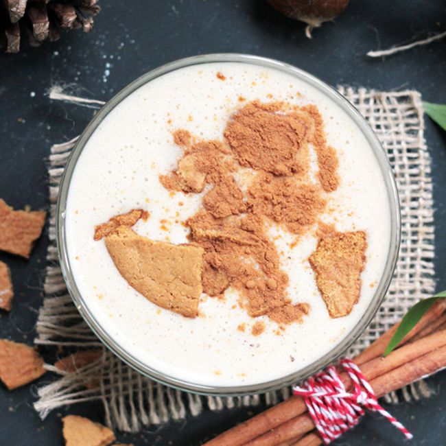 Eggnog Smoothie Bowl