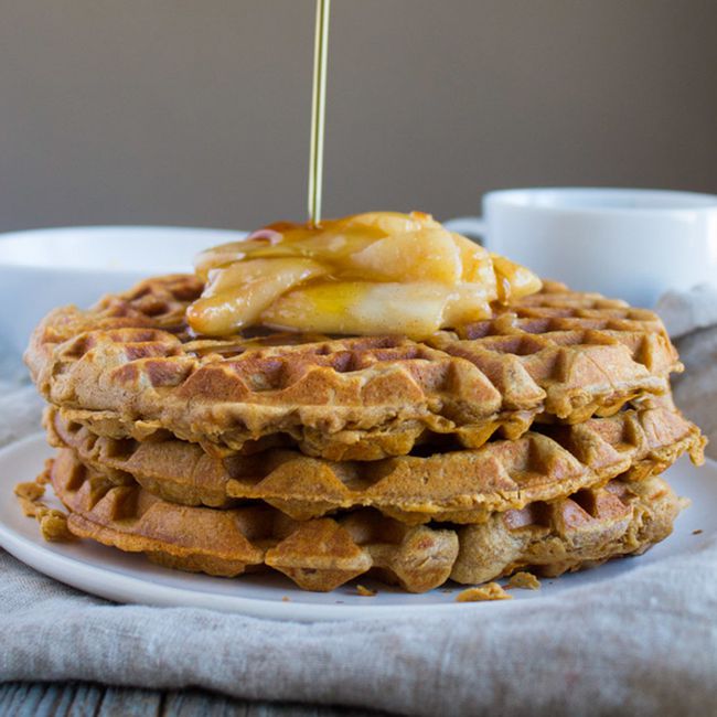 Chai Waffles with Sauteed Pears