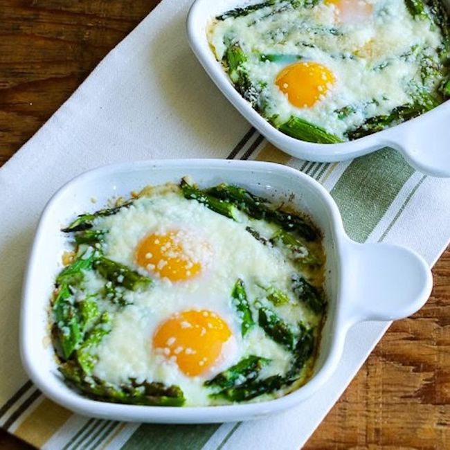 Baked Eggs and Asparagus
