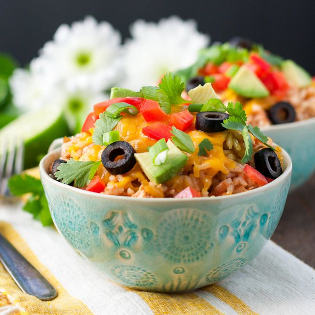 4-Ingredient, 4-Minute Chicken Taco Rice Bowls