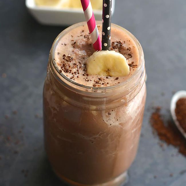 CHOCOLATE MOCHA FUDGE PROTEIN SMOOTHIE